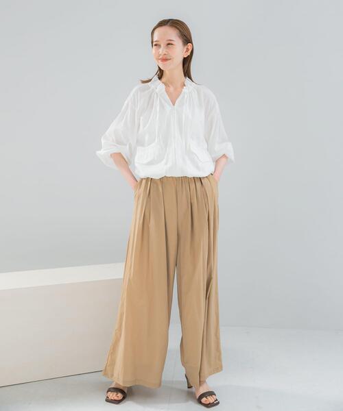 URBAN RESEARCH ROSSO WOMEN(アーバンリサーチ ロッソ)の「フロントジップフリルブラウス(シャツ/ブラウス・レディース・ライトベージュ/ホワイト・FREE)」の7枚目の写真