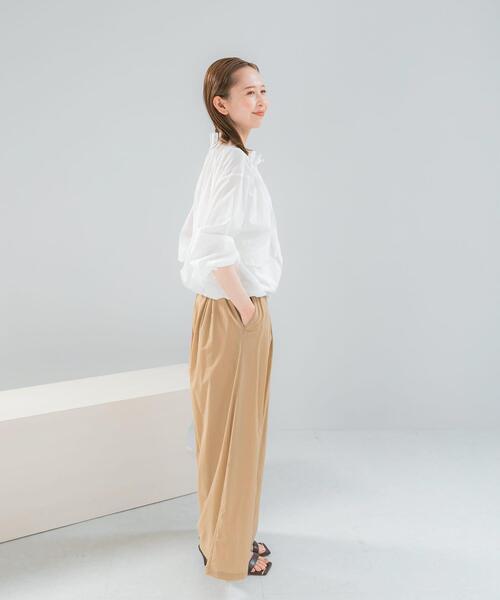 URBAN RESEARCH ROSSO WOMEN(アーバンリサーチ ロッソ)の「フロントジップフリルブラウス(シャツ/ブラウス・レディース・ライトベージュ/ホワイト・FREE)」の8枚目の写真