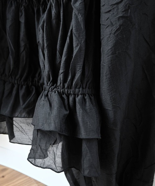 WILLFULLY(ウィルフリー)の「volume sleeve shirring hem tiered BL(シャツ/ブラウス・レディース・アイボリー/チェック/ブラック・FREE)」の11枚目の写真