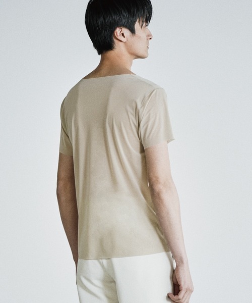 WYM LIDNM（ウィム バイ リドム）の「COOL DRY DEODORANT WIDE U NECK INNER TEE（インナーウェア/肌着・メンズ・グレイッシュベージュ/ブラック・XL/XS/S/M/L）」の15枚目の写真