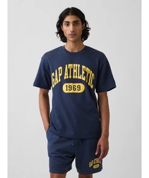 GAP（ギャップ）の「リラックスフィット フレンチテリー グラフィックTシャツ（スウェット）」