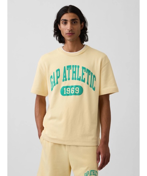 GAP(ギャップ)の「リラックスフィット フレンチテリー グラフィックTシャツ(スウェット・メンズ・グリーン/ネイビー/イエロー/ブルー/オフホワイト/ブラック・L/M/S/XS/XL)」の6枚目の写真