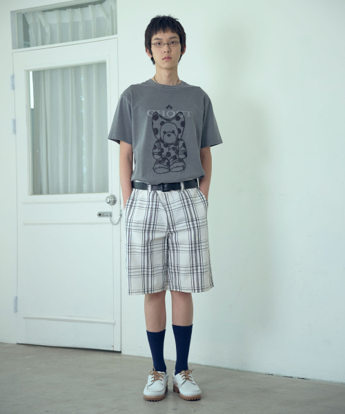 NICE GHOST CLUB（ナイスゴーストクラブ）の「DEVIL BEAR DOLL PIGMENT DYED TEE_CHARCOAL(NG2GMUT509A)（Tシャツ/カットソー・レディース・チャコール・SMALL/MEDIUM/LARGE）」の3枚目の写真