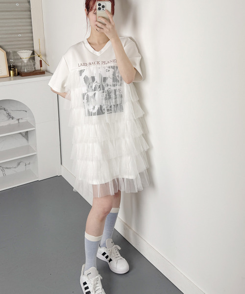 VIVID LADY(ビビッドレディー)の「プリント ティアードチュール ミニワンピース 半袖(ワンピース・レディース・ベージュ/ホワイト/ブラック・FREE)」の10枚目の写真