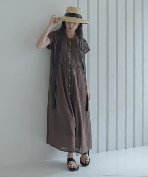URBAN RESEARCH Sonny Label（アーバンリサーチサニーレーベル）の「エアリーコットンピンタックワンピース（ワンピース・レディース・ブルー/ブラック/ブラウン・FREE）」の2枚目の写真