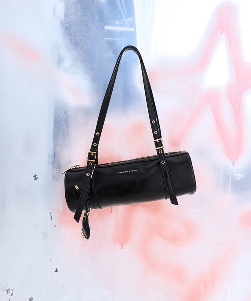 CHARLES & KEITH(チャールズ & キース)の「Rey レイ イロンゲイティッドショルダーバッグ(ショルダーバッグ・レディース・ダークブラウン系3/ブラック・M)」の6枚目の写真