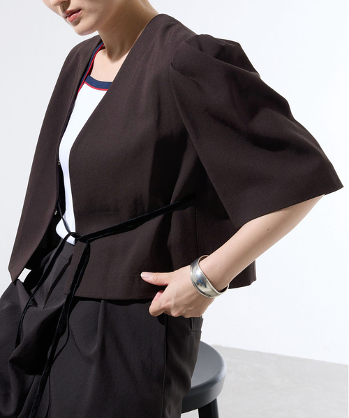 IENA(イエナ)の「《セットアップ対応/一部店舗限定》カルゼショート丈パフジャケット(その他アウター・レディース・ブラウン/ブラック・FREE)」の2枚目の写真