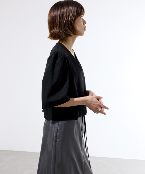 IENA(イエナ)の「《セットアップ対応/一部店舗限定》カルゼショート丈パフジャケット(その他アウター・レディース・ブラウン/ブラック・FREE)」の8枚目の写真