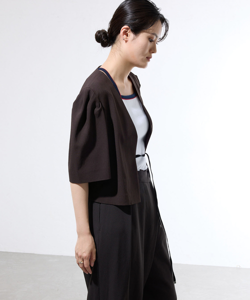 IENA(イエナ)の「《セットアップ対応/一部店舗限定》カルゼショート丈パフジャケット(その他アウター・レディース・ブラウン/ブラック・FREE)」の17枚目の写真