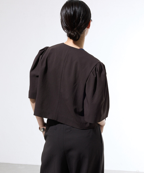 IENA(イエナ)の「《セットアップ対応/一部店舗限定》カルゼショート丈パフジャケット(その他アウター・レディース・ブラウン/ブラック・FREE)」の18枚目の写真