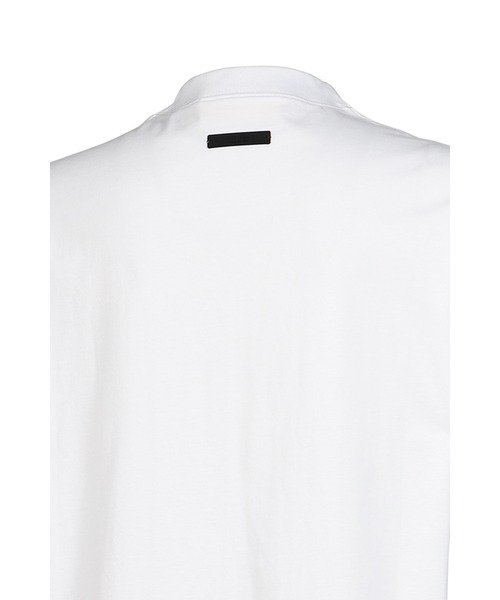 FOG ESSENTIALS(エフオージーエッセンシャルズ)の「CLASSIC FIT T-SHIRT(Tシャツ/カットソー・メンズ・ダークブラック/ブラック/グレー・LARGE/MEDIUM/SMALL/X-LARGE/X-SMALL)」の6枚目の写真
