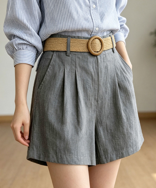2ly2(トゥーリートゥー)の「ベルト付きタックショートパンツ レディース ハイウエスト(その他パンツ・レディース・グレー/ピンク/ブラック/ベージュ・FREE)」の2枚目の写真