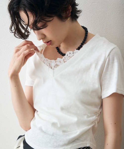 Trish(トリッシュ)の「レースレイヤードライクVネックTシャツ(Tシャツ/カットソー・レディース・チャコールグレー/ホワイト・FREE)」の10枚目の写真