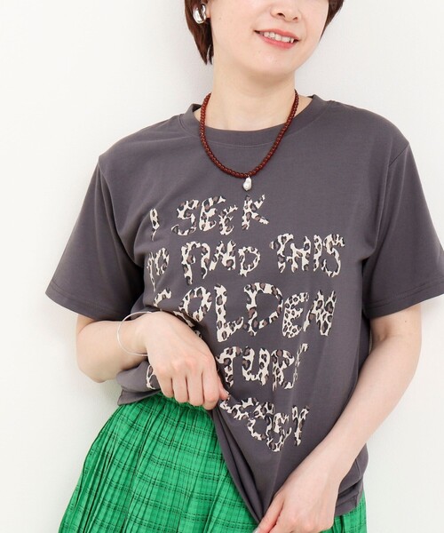 fredy couleur(フレディクルール)の「ヒョウ柄ロゴTee(Tシャツ/カットソー・レディース・ブラウン/チャコールグレー/オフホワイト/ベビーピンク・M)」の2枚目の写真