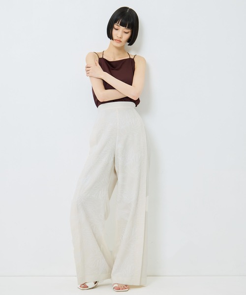 UJOH(ウジョー)の「【UJOH/ウジョー】《STUDIOUS別注》 FLOWER LACE POCKET PANTS/フラワーレースポケットパンツ(その他パンツ・レディース・ネイビー/キナリ・1/2/3)」の12枚目の写真