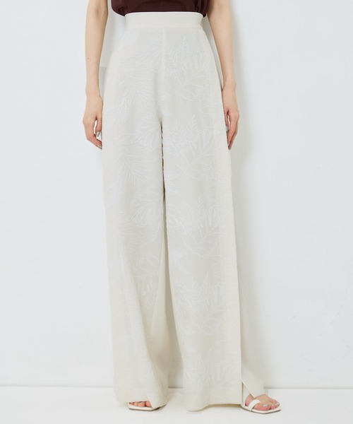 UJOH(ウジョー)の「【UJOH/ウジョー】《STUDIOUS別注》 FLOWER LACE POCKET PANTS/フラワーレースポケットパンツ(その他パンツ・レディース・ネイビー/キナリ・1/2/3)」の14枚目の写真
