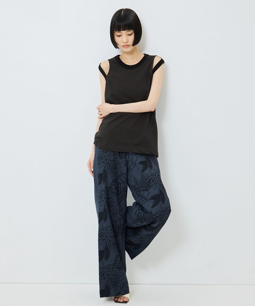 UJOH(ウジョー)の「【UJOH/ウジョー】《STUDIOUS別注》 FLOWER LACE POCKET PANTS/フラワーレースポケットパンツ(その他パンツ・レディース・ネイビー/キナリ・1/2/3)」の10枚目の写真