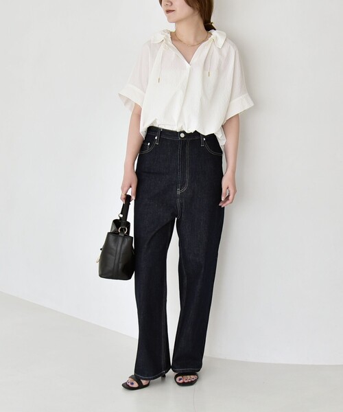 quaranciel(カランシエル)の「quaranciel:〈手洗い可能〉サッカー ドロストカラー スキッパー シャツ ブラウス(シャツ/ブラウス・レディース・ネイビー/ブラック/オフホワイト/ブルー・ONE SIZE)」の10枚目の写真