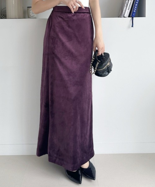 umune(ウムネ)の「秋冬コーデを格上げ♪シックに決まるベロアナロースカート(スカート・レディース・ブラウン/バーガンディー/ブラック・FREE)」の4枚目の写真