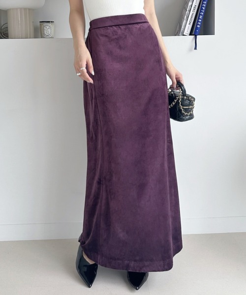 umune(ウムネ)の「秋冬コーデを格上げ♪シックに決まるベロアナロースカート(スカート・レディース・ブラウン/バーガンディー/ブラック・FREE)」の6枚目の写真