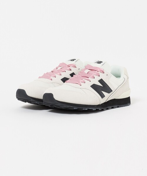 NEW BALANCE(ニューバランス)の「<New Balance>W996 サテンシューレース スニーカー(スニーカー・レディース・ダークブラウン/オフホワイト/ブラック・22.5cm/23cm/23.5cm/24cm/24.5cm/25cm)」の20枚目の写真