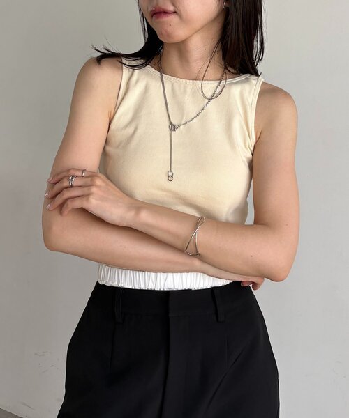 CAPRICIEUX LE'MAGE(カプリシューレマージュ)の「【バックオープン】カップ付アメスリタンク(キャミソール・レディース・イエロー/ホワイト/ブラック/ブラウン・36/38)」の8枚目の写真