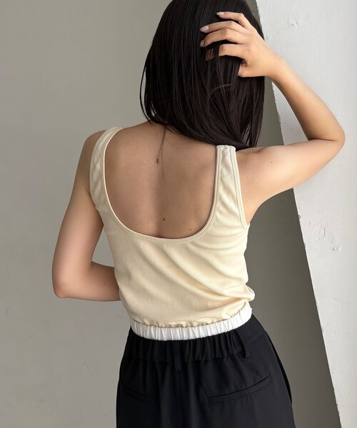 CAPRICIEUX LE'MAGE(カプリシューレマージュ)の「【バックオープン】カップ付アメスリタンク(キャミソール・レディース・イエロー/ホワイト/ブラック/ブラウン・36/38)」の11枚目の写真
