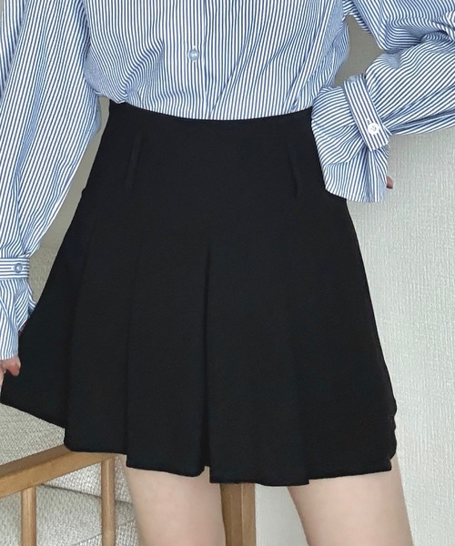Cham.(チャム)の「プリーツミニスカート(スカート・レディース・ブラック/グレー・S/M/L)」の2枚目の写真