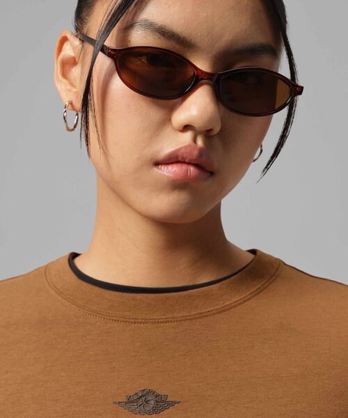 JORDAN BRAND（ジョーダンブランド）の「ジョーダン フライト ウィメンズ Tシャツ / Jordan Flight Women's T-Shirt IV5348-281 Light British Tan（Tシャツ/カットソー・レディース・ライトブラウン・M/L/S/XL/XS）」の10枚目の写真