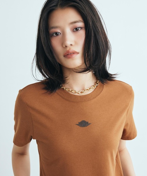 JORDAN BRAND（ジョーダンブランド）の「ジョーダン フライト ウィメンズ Tシャツ / Jordan Flight Women's T-Shirt IV5348-281 Light British Tan（Tシャツ/カットソー・レディース・ライトブラウン・M/L/S/XL/XS）」の7枚目の写真