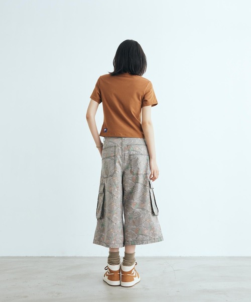 JORDAN BRAND（ジョーダンブランド）の「ジョーダン フライト ウィメンズ Tシャツ / Jordan Flight Women's T-Shirt IV5348-281 Light British Tan（Tシャツ/カットソー・レディース・ライトブラウン・M/L/S/XL/XS）」の6枚目の写真