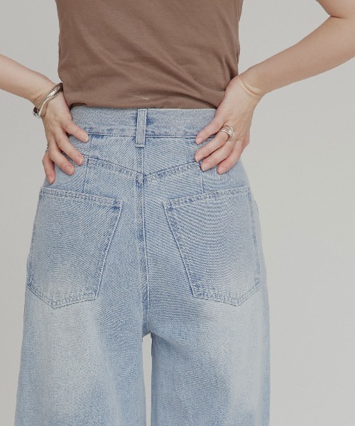 W:Huku（フーク）の「アシンメトリーカーヴィーデニムパンツ / Asymmetrical Curvy Denim Pants（デニムパンツ・レディース・ブルー系その他2/ブルー系その他・S）」の22枚目の写真