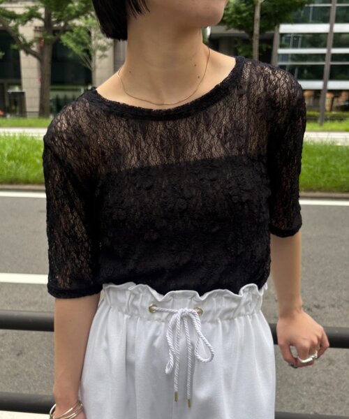 Jena espace merveilleux（ジェナ　エスパスメルヴェイユ）の「【PalinkA/パリンカ】ハーフスリーブレースTシャツ（Tシャツ/カットソー・レディース・ブラウン/オフホワイト/ブラック・FREE）」の3枚目の写真