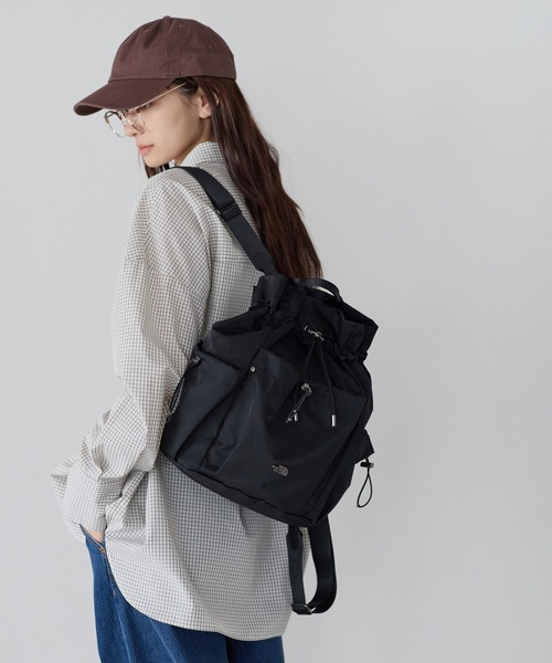 THE NORTH FACE(ザノースフェイス)の「【THE NORTH FACE/ザ・ノースフェイス】3WAY 巾着ショルダーバッグ/リュック/バックパック/BONNEY PACK M/ユニセックス(バックパック/リュック・レディース・ブラック/クリーム・FREE)」の5枚目の写真
