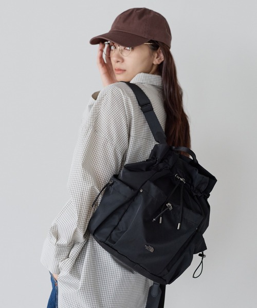 THE NORTH FACE(ザノースフェイス)の「【THE NORTH FACE/ザ・ノースフェイス】3WAY 巾着ショルダーバッグ/リュック/バックパック/BONNEY PACK M/ユニセックス(バックパック/リュック・レディース・ブラック/クリーム・FREE)」の7枚目の写真