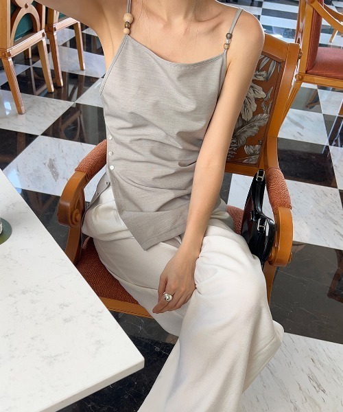 Aelina(エリナ)の「イレギュラーキャミソール(キャミソール・レディース・グレー/ブラック・FREE)」の21枚目の写真