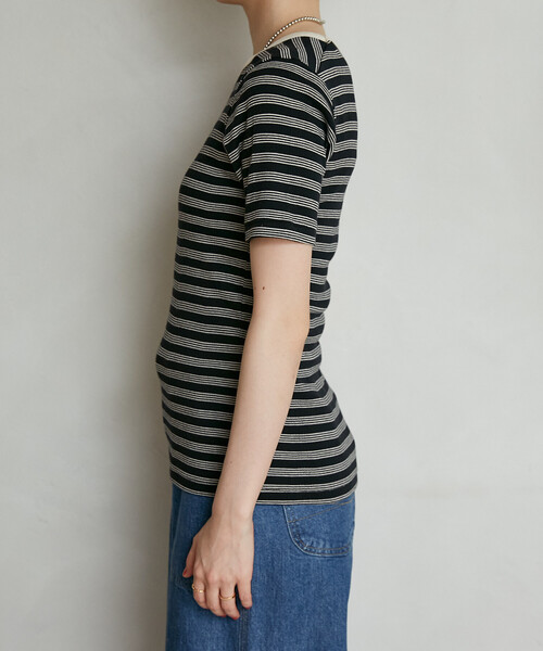 FREAK'S STORE(フリークスストア)の「MILLER × FREAK'S STORE/ミラー 別注 Panel Rib Half Sleeve Tee/ 別注パネルリブ 半袖Tシャツ/ボーダー リブ Tシャツ(Tシャツ/カットソー・レディース・オフホワイト/レッド/ブルー/ブラック/ブラウン・フリ-)」の15枚目の写真