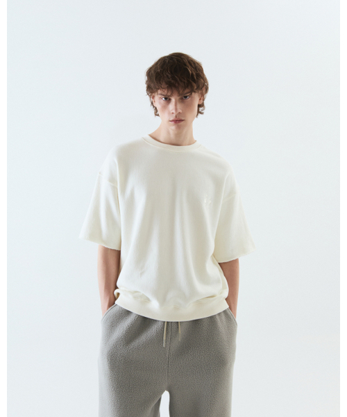 THEENDQUESTION（ジエンドクエスチョン）の「Half crewneck sweatshirt / IVORY（Tシャツ/カットソー・レディース・その他・FREE）」の8枚目の写真