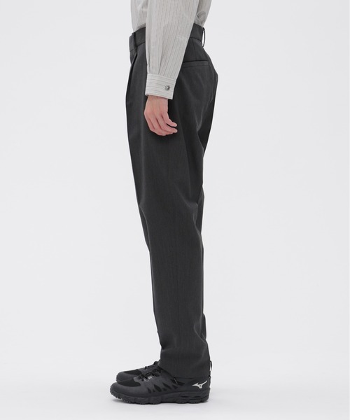 MARGARET HOWELL（マーガレットハウエル）の「DRY WOOL SUITING（その他パンツ・メンズ・チャコール・LARGE/MEDIUM/SMALL）」の3枚目の写真
