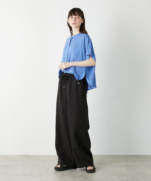 LOGEMENT DE CLAIRE（ロジュモンドクレール）の「袖タブ付きバンドシャツ（シャツ/ブラウス・レディース・ブルー/キナリ/ブラック/ピンク・FREE）」の14枚目の写真