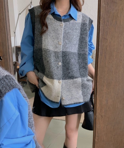 ReRe(リリ)の「ブロックチェック柄前開きニットベスト(ベスト・レディース・ダークブラウン/ベージュ/グレー・FREE)」の13枚目の写真