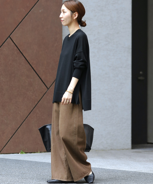 JOURNAL STANDARD relume(ジャーナルスタンダード レリューム)の「《追加 / 新色》BiellaYarnワイドクルーネックプルオーバー(ニット/セーター・レディース・ブラック/ブラウン/レッド/ブラウン系その他・FREE)」の6枚目の写真