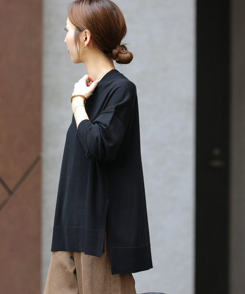 JOURNAL STANDARD relume(ジャーナルスタンダード レリューム)の「《追加 / 新色》BiellaYarnワイドクルーネックプルオーバー(ニット/セーター・レディース・ブラック/ブラウン/レッド/ブラウン系その他・FREE)」の9枚目の写真