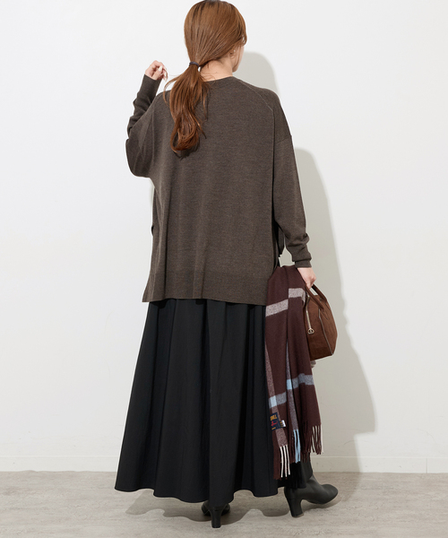 JOURNAL STANDARD relume(ジャーナルスタンダード レリューム)の「《追加 / 新色》BiellaYarnワイドクルーネックプルオーバー(ニット/セーター・レディース・ブラック/ブラウン/レッド/ブラウン系その他・FREE)」の16枚目の写真
