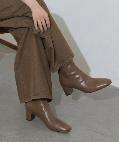 JOURNAL STANDARD relume(ジャーナルスタンダード レリューム)の「RELUME ヒールストレッチブーツ(ブーツ・レディース・ブラック/ブラウン・23cm/24cm/25cm)」の6枚目の写真
