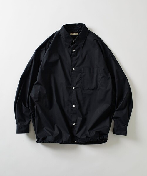 FREAK'S STORE(フリークスストア)の「限定展開 ワイドシルエット スピンドル レギュラーカラーシャツ / ヘムコード(シャツ/ブラウス・メンズ・ブラック系その他/チャコールグレー/ブラック/ホワイト/ブラウン系その他/ブルー系その他/サックスブルー/ベージュ・LARGE/MEDIUM/SMALL)」の3枚目の写真