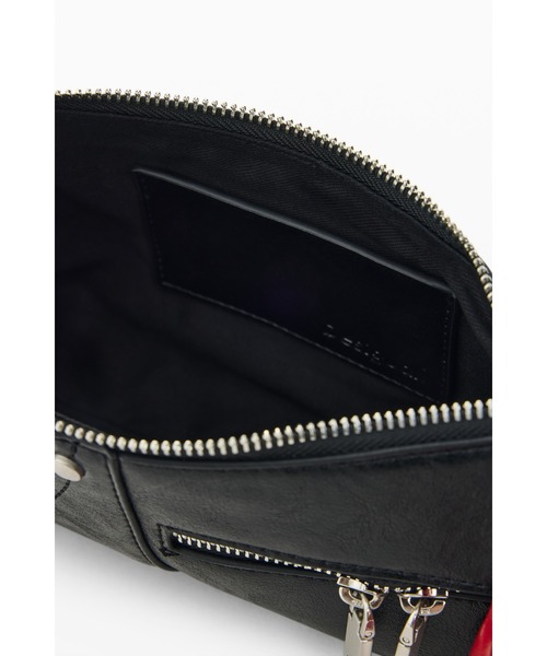 Desigual(デシグアル)の「Quilted Heart Shoulder Bag / キルティッドハートショルダーバッグ(ハンドバッグ・レディース・ブラック・FREE)」の9枚目の写真