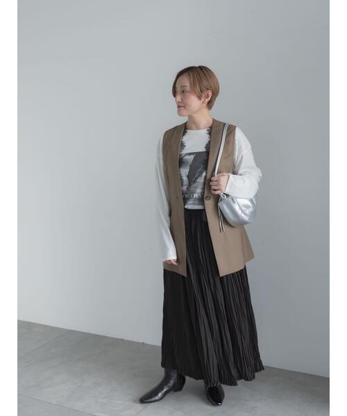 Te chichi（テチチ）の「レーストリムノーカラージレ（ベスト・レディース・グレー/キャメル・F）」の4枚目の写真