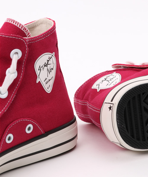 MOUSSY（マウジー）の「HIGH CUT SNEAKERS（スニーカー・レディース・ブラック/ホワイト/レッド・LARGE/SMALL/MEDIUM）」の4枚目の写真