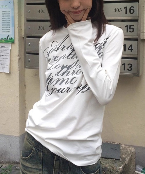 Vipoa（ヴィポア）の「Cursive ロゴT（Tシャツ/カットソー・レディース・ホワイト/ブラック・FREE）」の5枚目の写真
